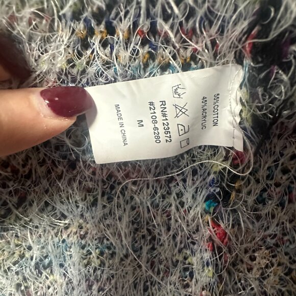 On Blue Aztec Design Fuzzy Cardigan Size M - Picture 6 of 9